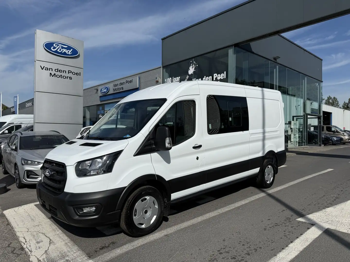 Ford Transit 350M L2H2 TD Trend FWD Blanc - 1