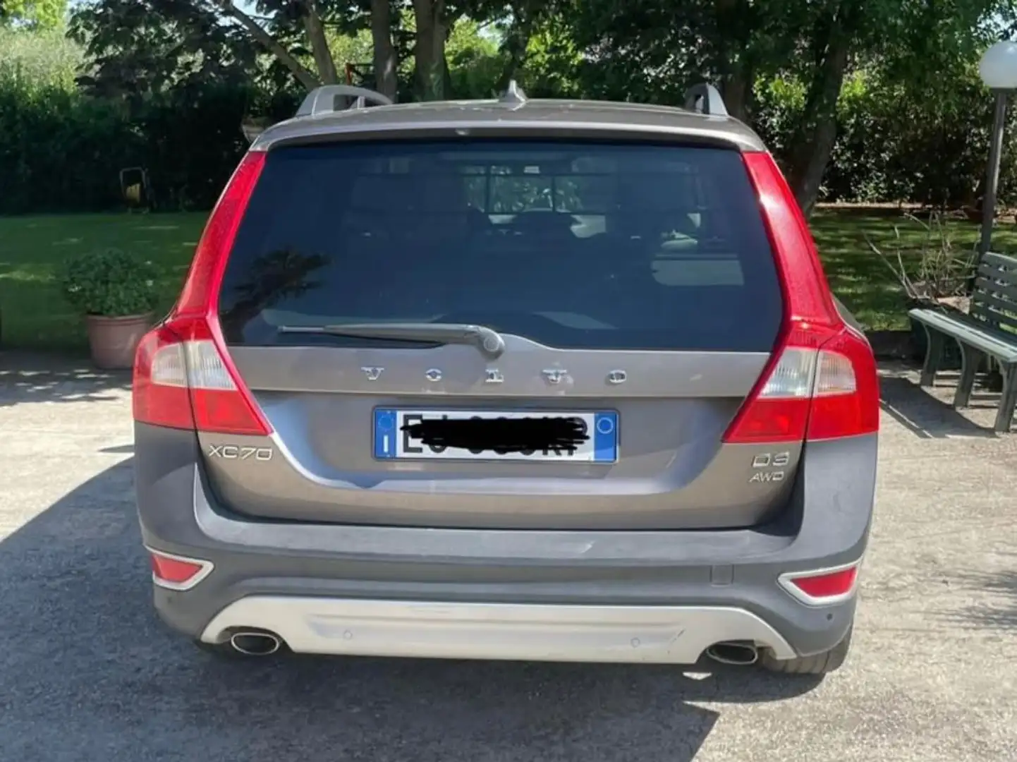 Volvo XC70 Beige - 2