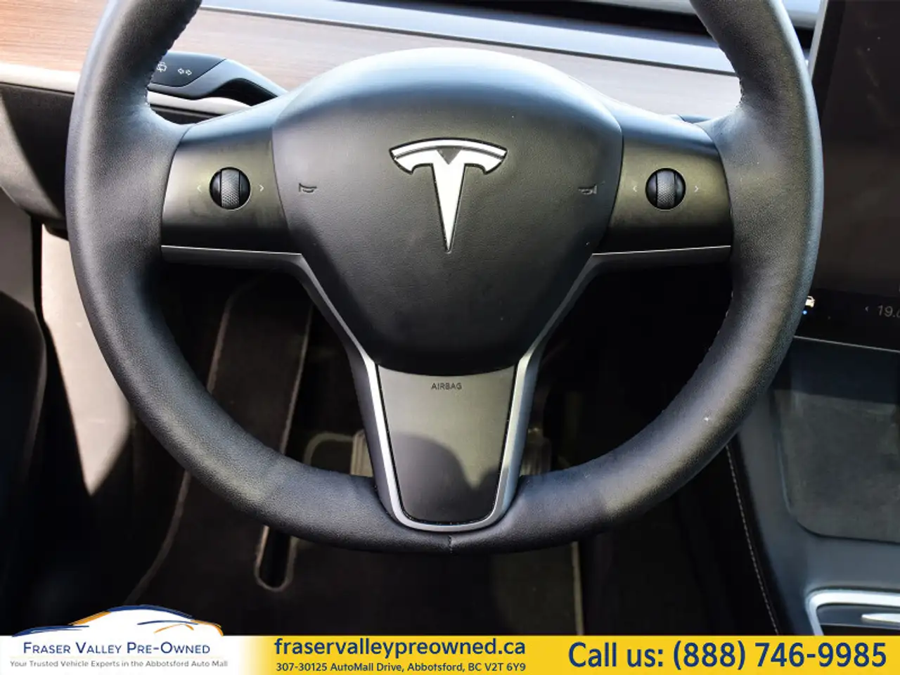 Tesla Model Y снимка Tesla Model Y