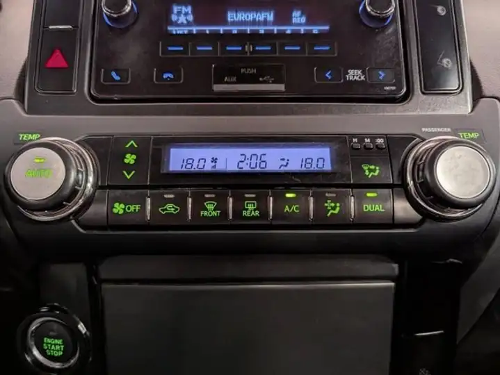 Toyota Land Cruiser 2019, foto 37