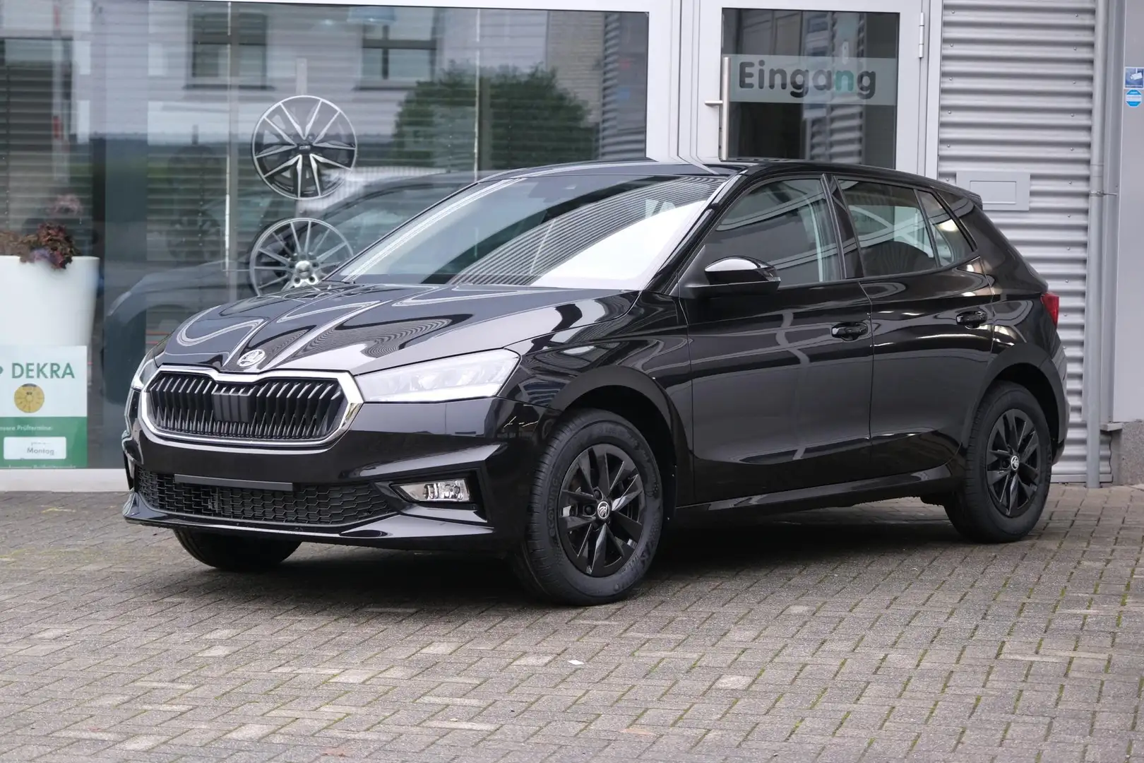 Skoda Fabia 1.0 Selection Kamera LED APP-Navi Garantie 5 Jahre Zwart - 1