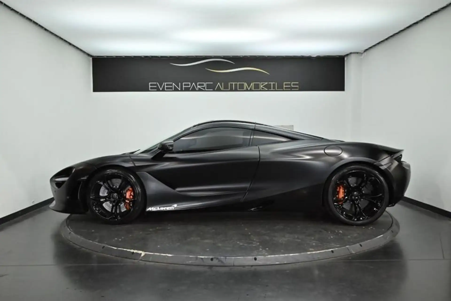 맥라렌 720S 720 Sport Coupe 2018 블랙 사진 2