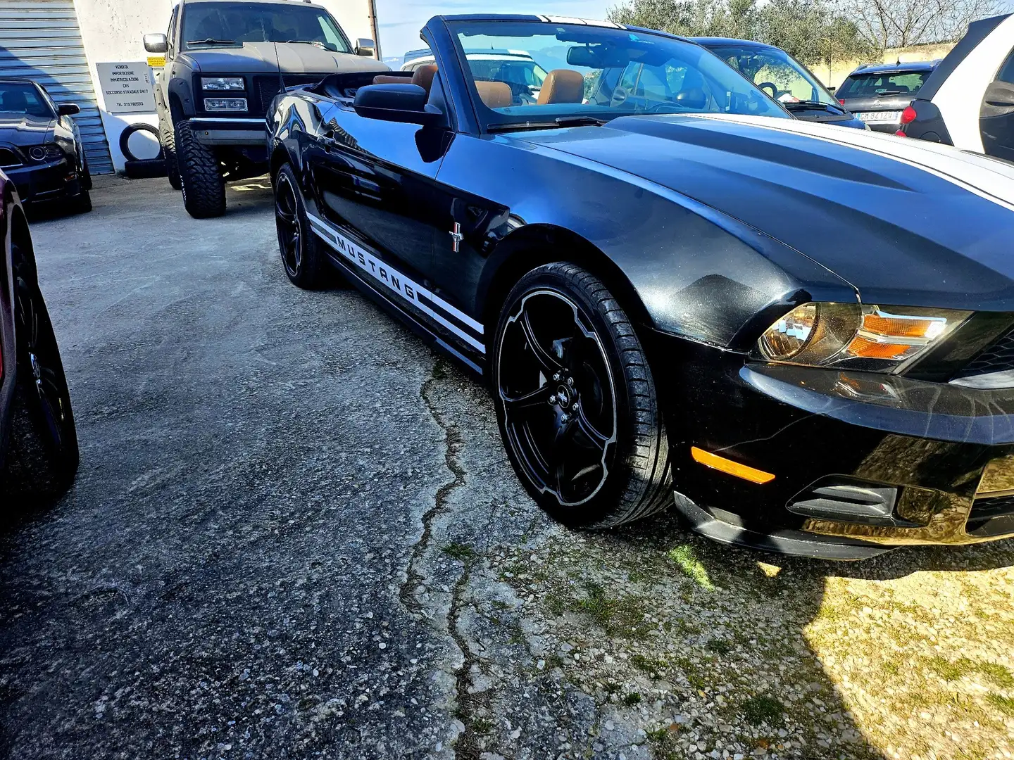 Ford Mustang Convertible 4.0 - 1