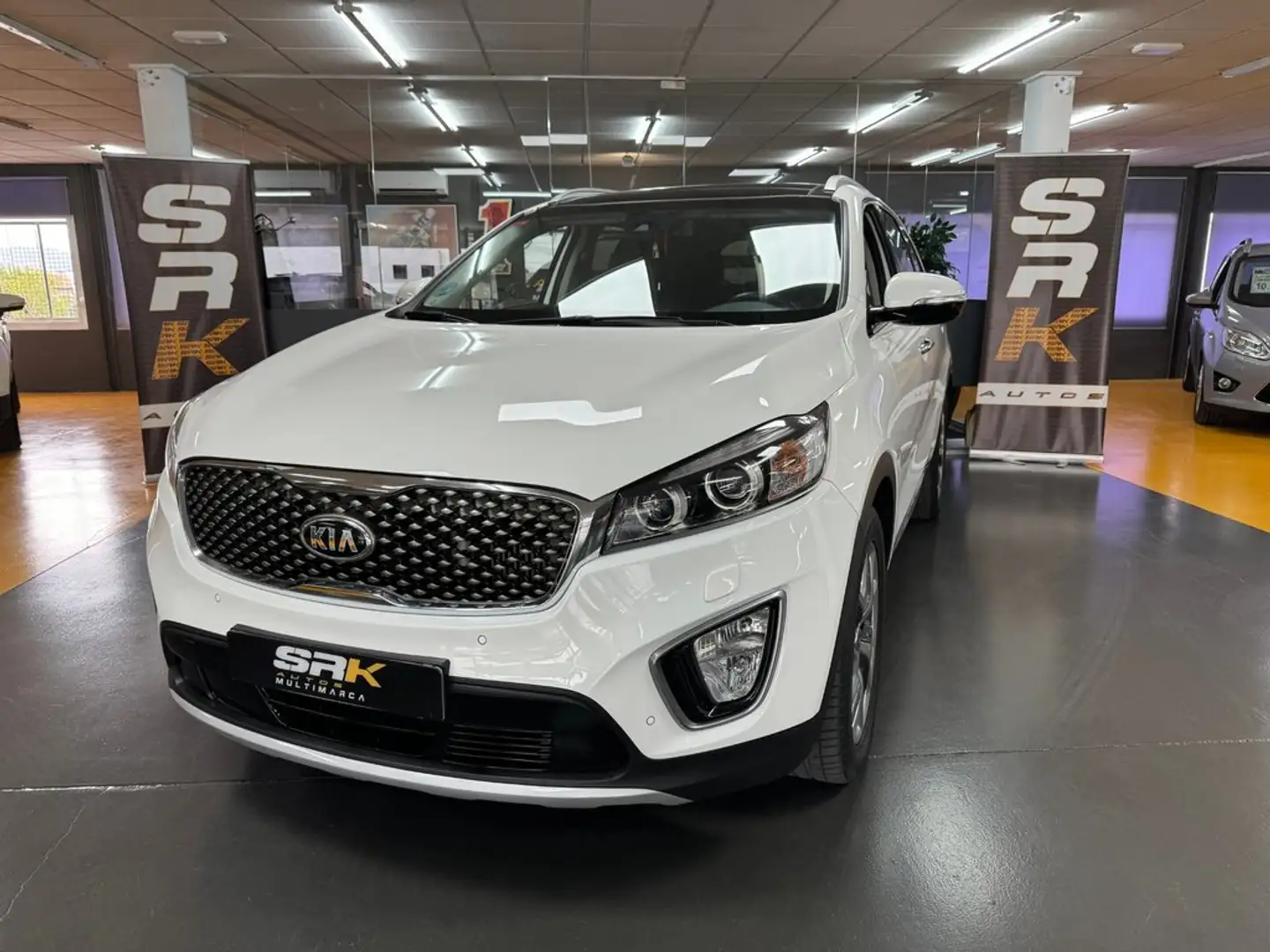Kia Sorento 2.2 CRDi 200CV Emotion Auto 4x4 Blanco - 1