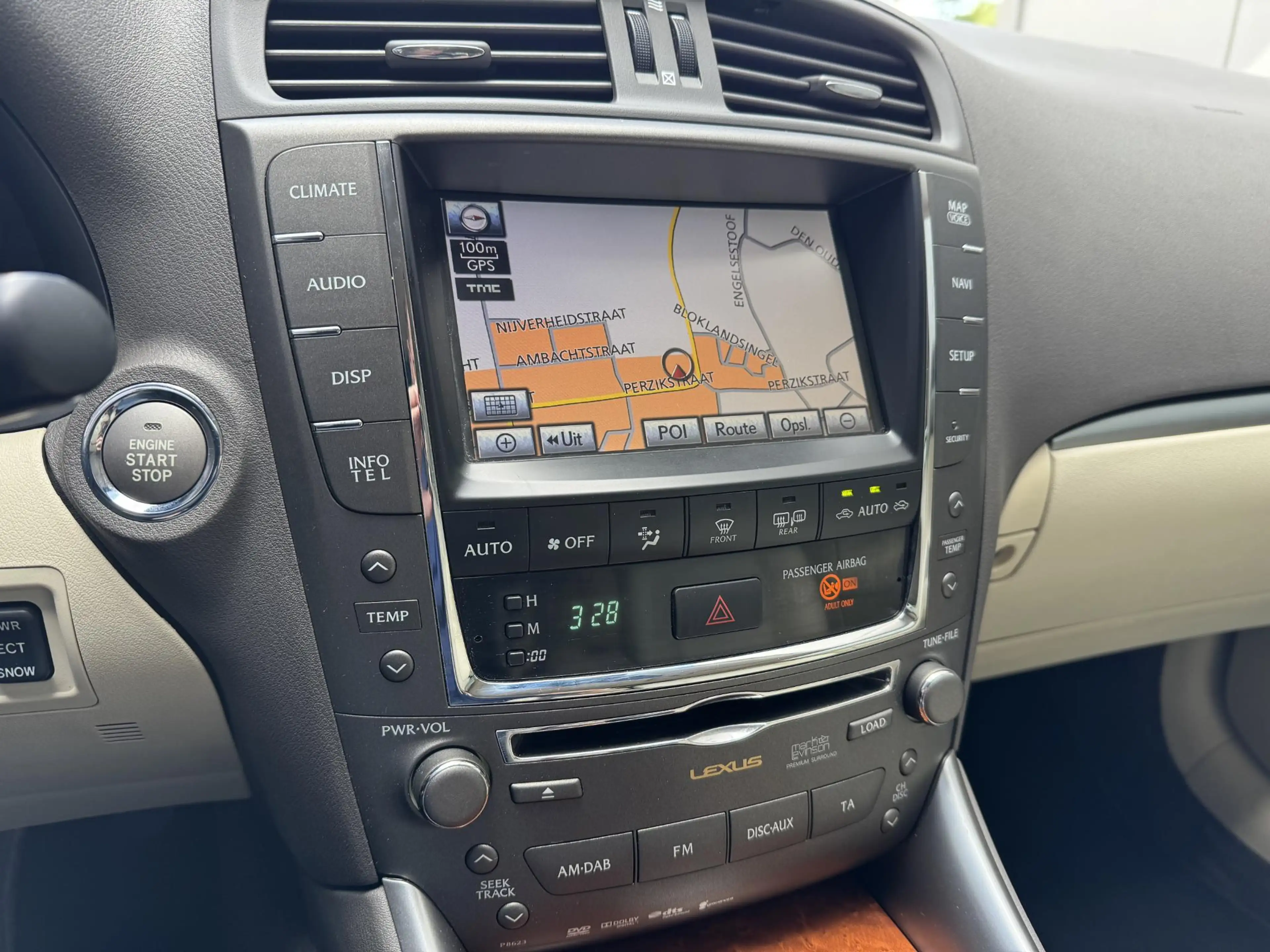 Lexus IS 250 Facelift Mark Levinson DEALER — photo 4