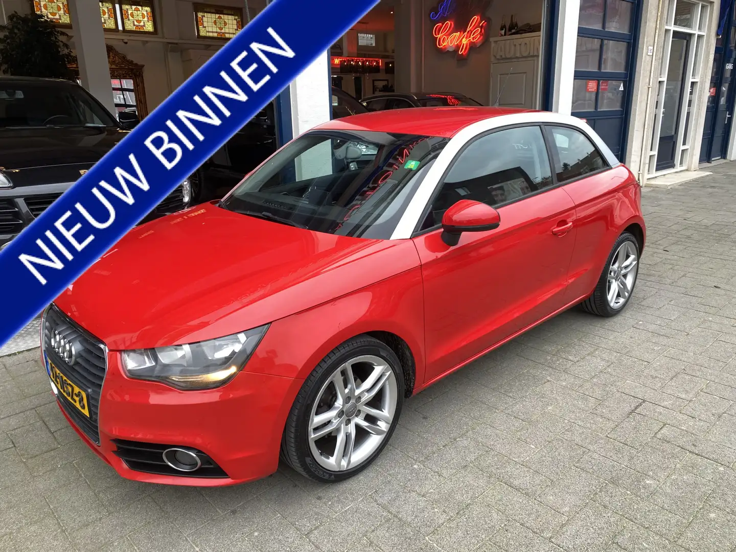 Audi A1 1.2 TFSI Ambition Pro Line Business NL AUTO/NAVI/C Rood - 1
