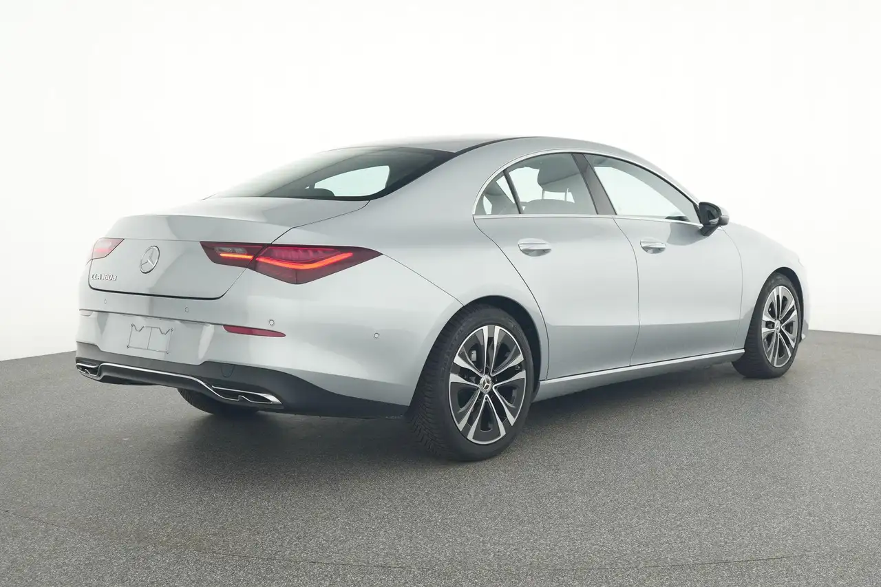 Mercedes-Benz CLA 180 d Coupé Luxury Line - Top Options 4