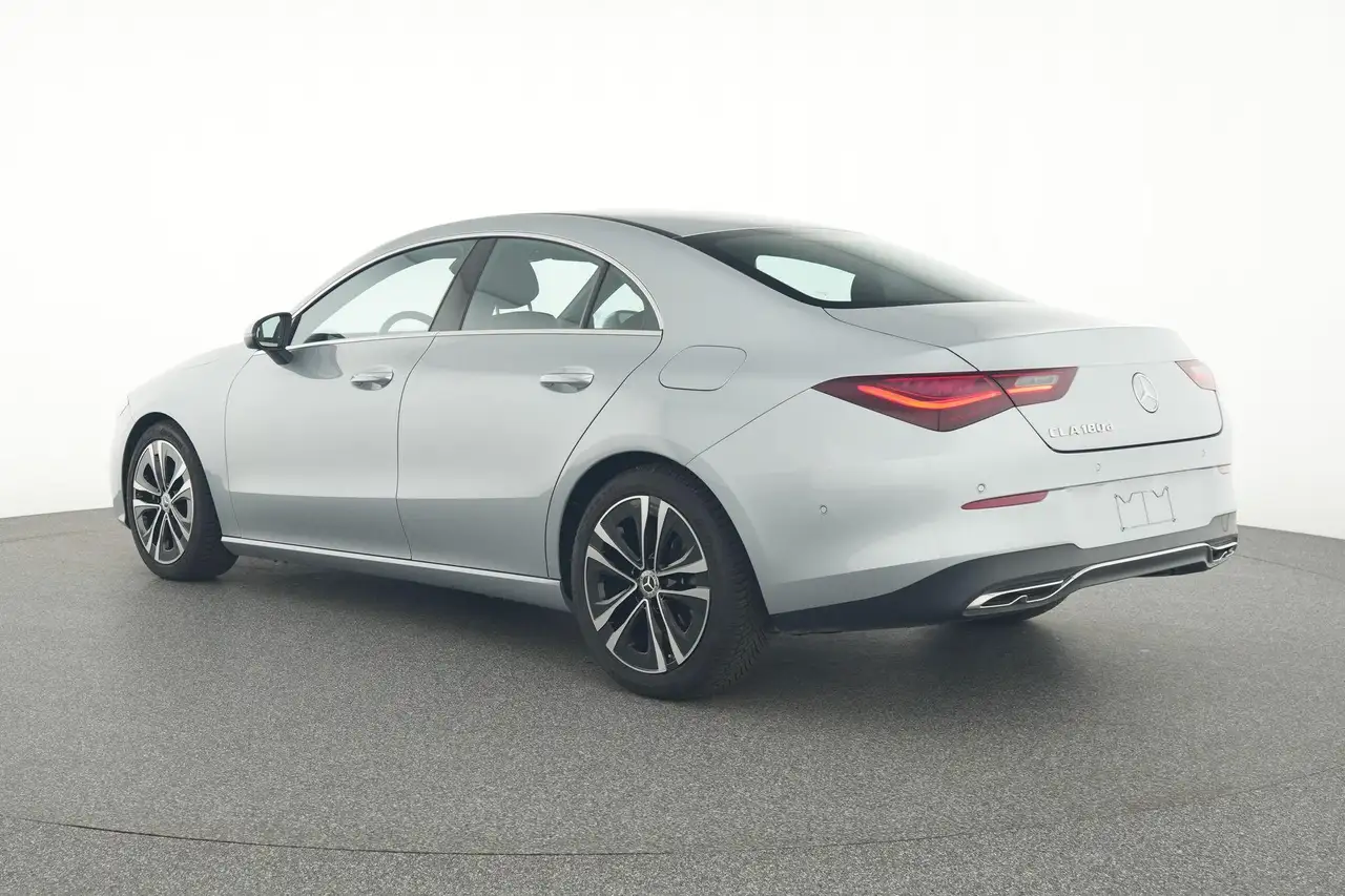 Mercedes-Benz CLA 180 d Coupé Luxury Line - Top Options 3