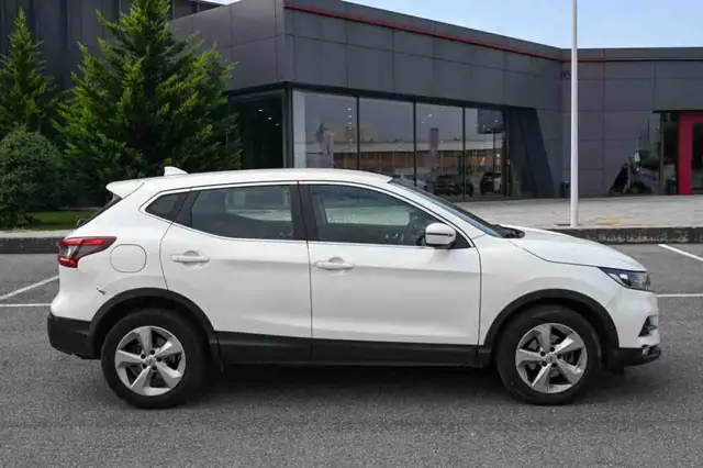 Nissan Qashqai view 19