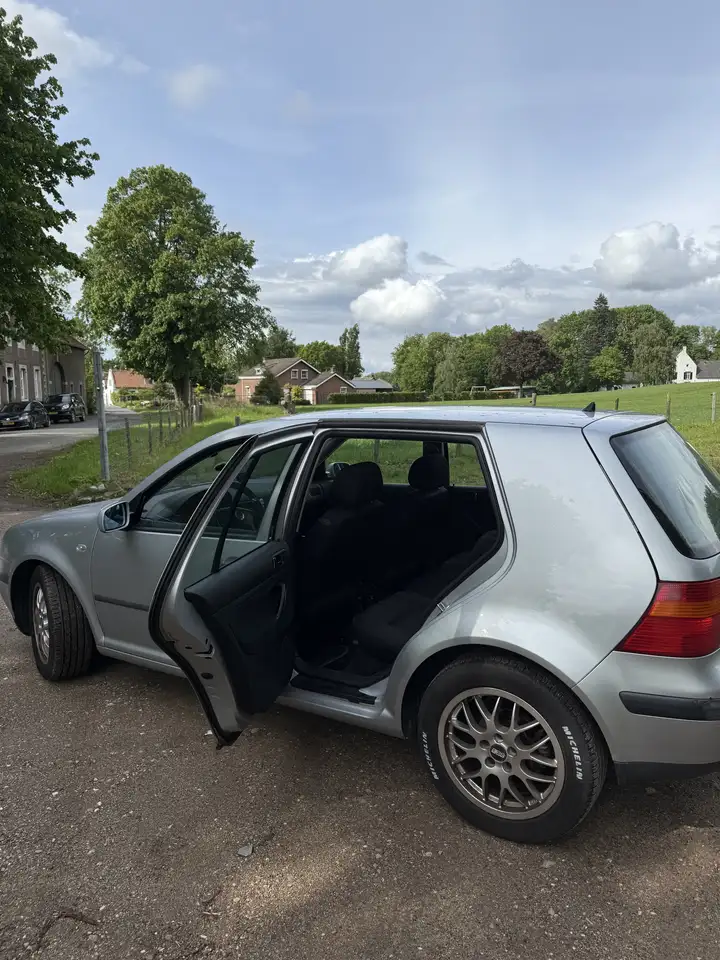 Volkswagen Golf 1.4 Edition, foto 2