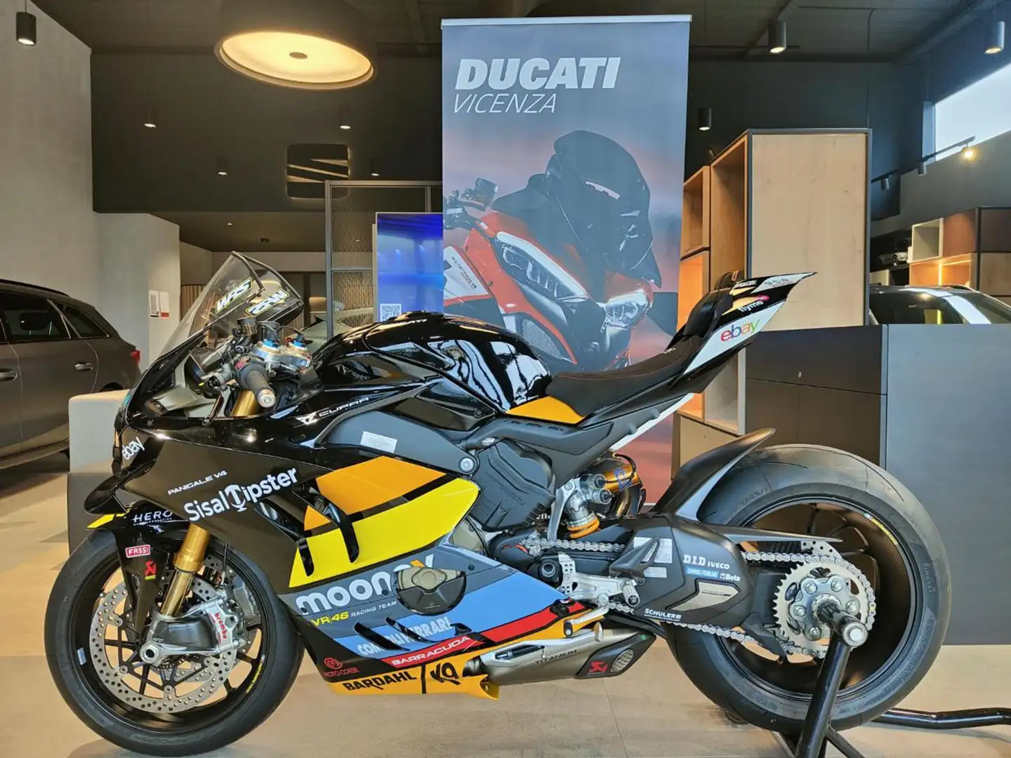 Ducati Panigale V4 REPLICA BEZZECCHI MY24 Nero - 1
