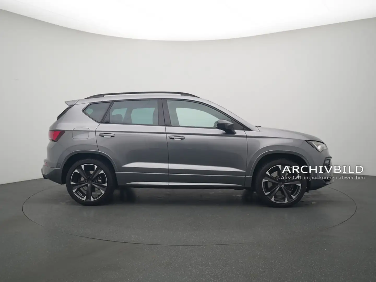 CUPRA Ateca VZ LEDER KAM 360° NAVI VIRT DCC CARPLAY Grau - 2