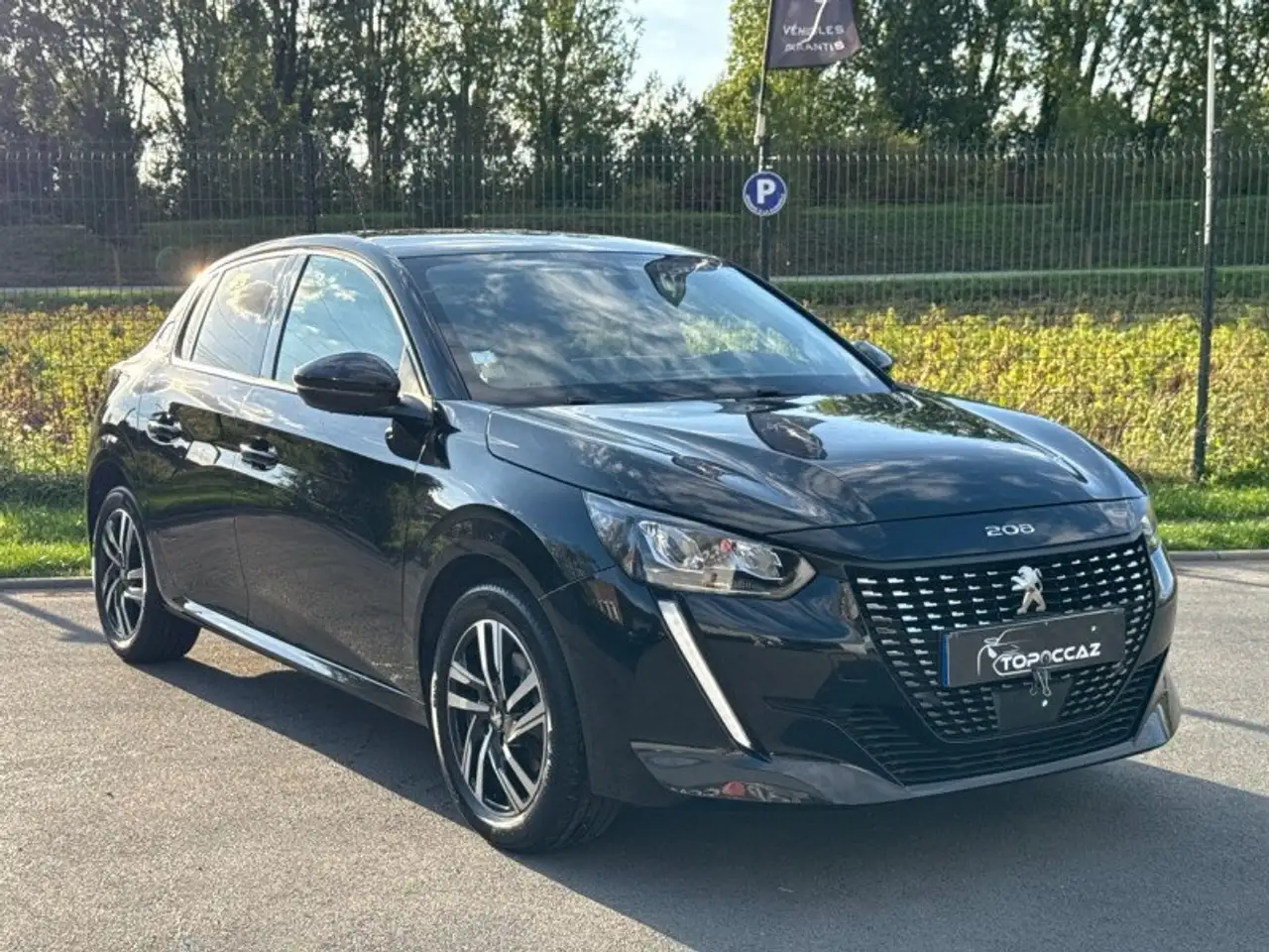 Peugeot 208 208 — photo 2