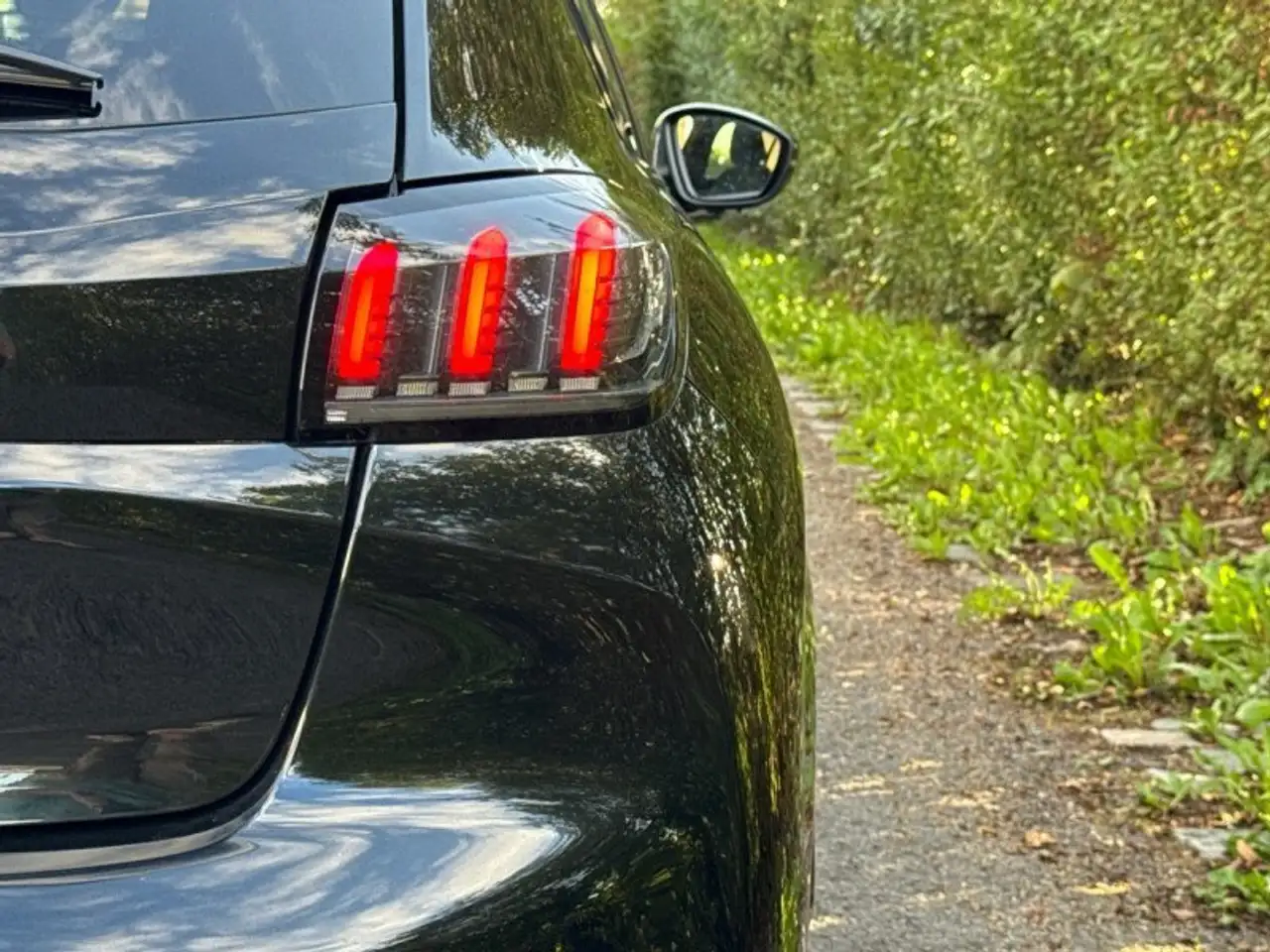 Peugeot 208 208 — photo 11