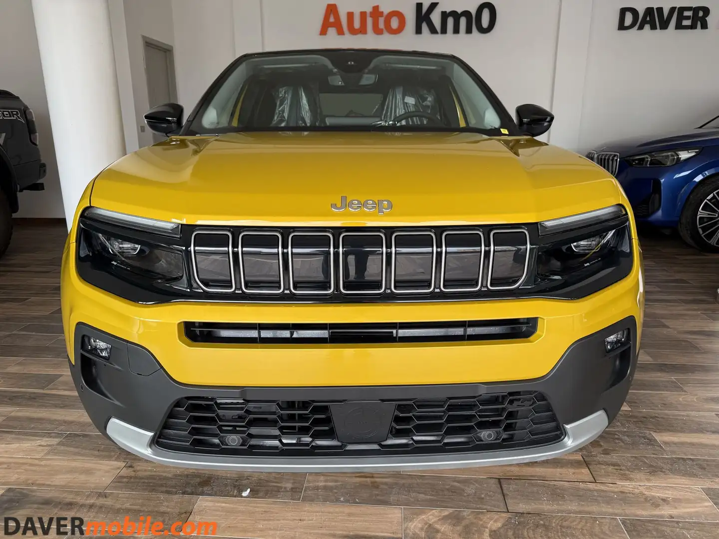 Jeep Avenger 1.2 Turbo MHEV Summit Rosso - 2