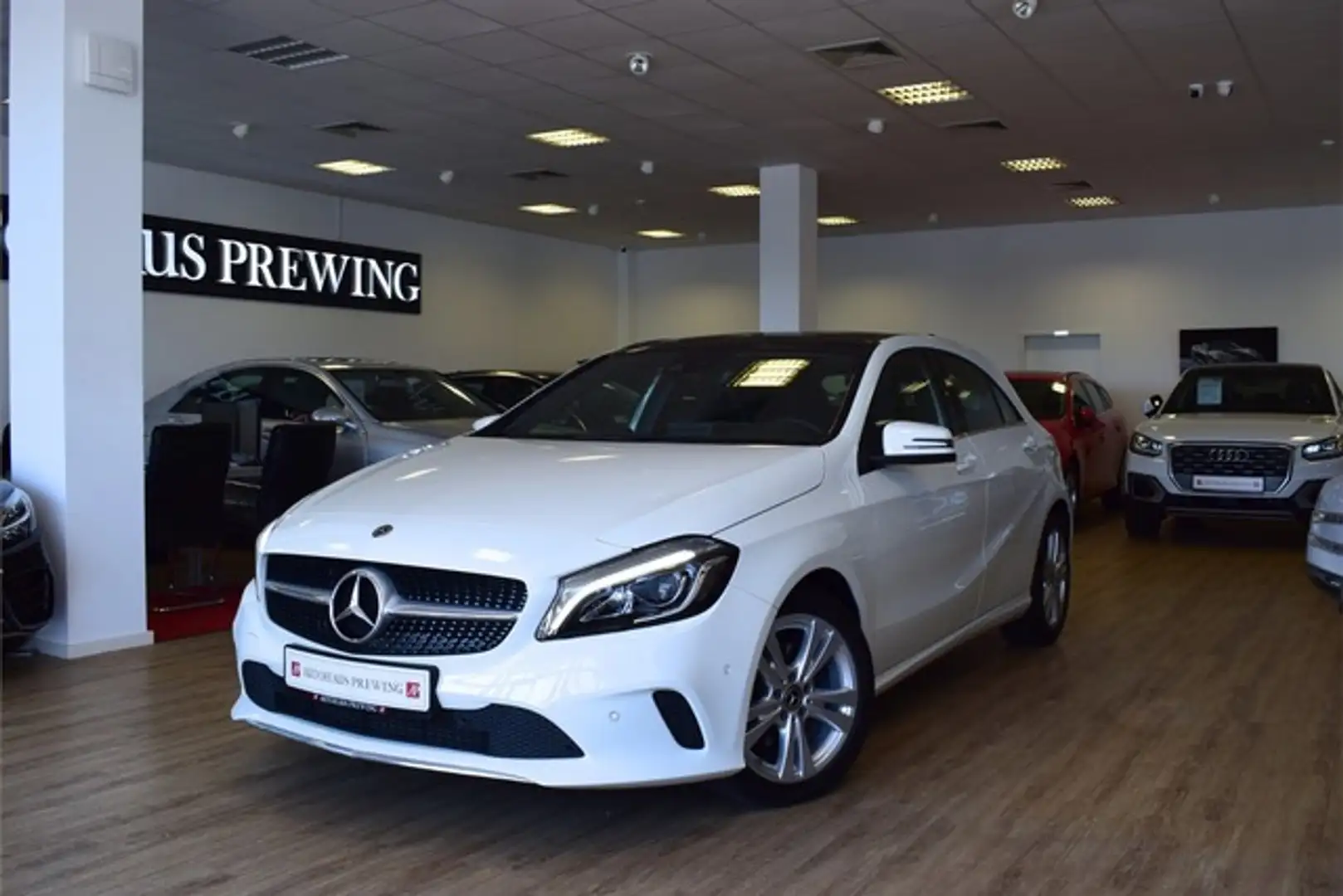 Mercedes-Benz A 220 d NAVI/ PANO/ KAMERA/ LED/ MTL.RATE 196,- Weiß - 1