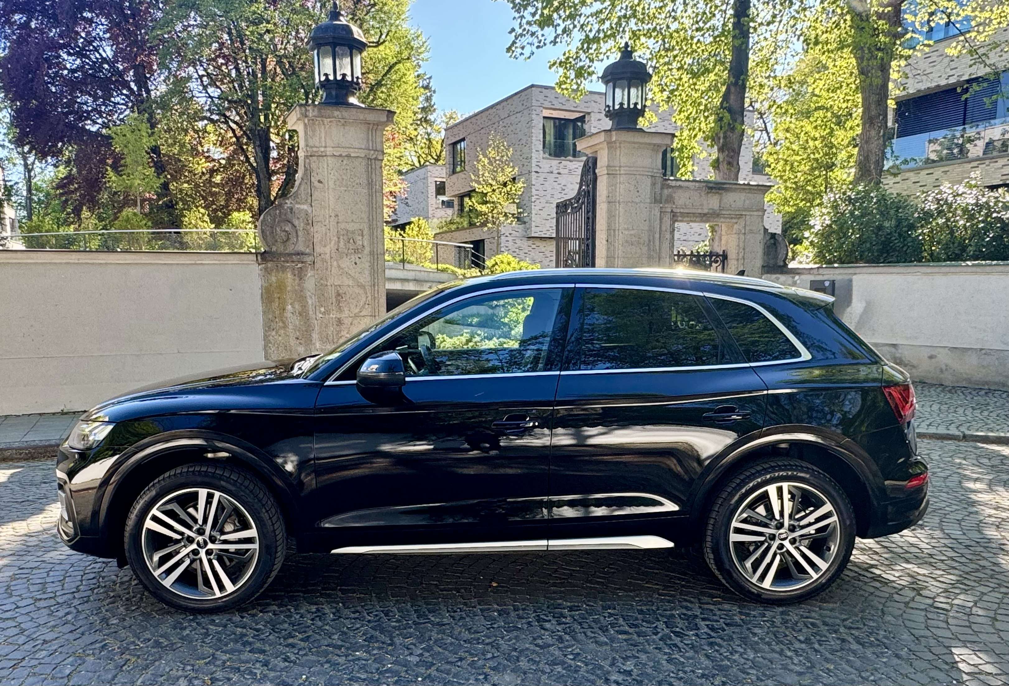 Second hand Audi Q5 2.0