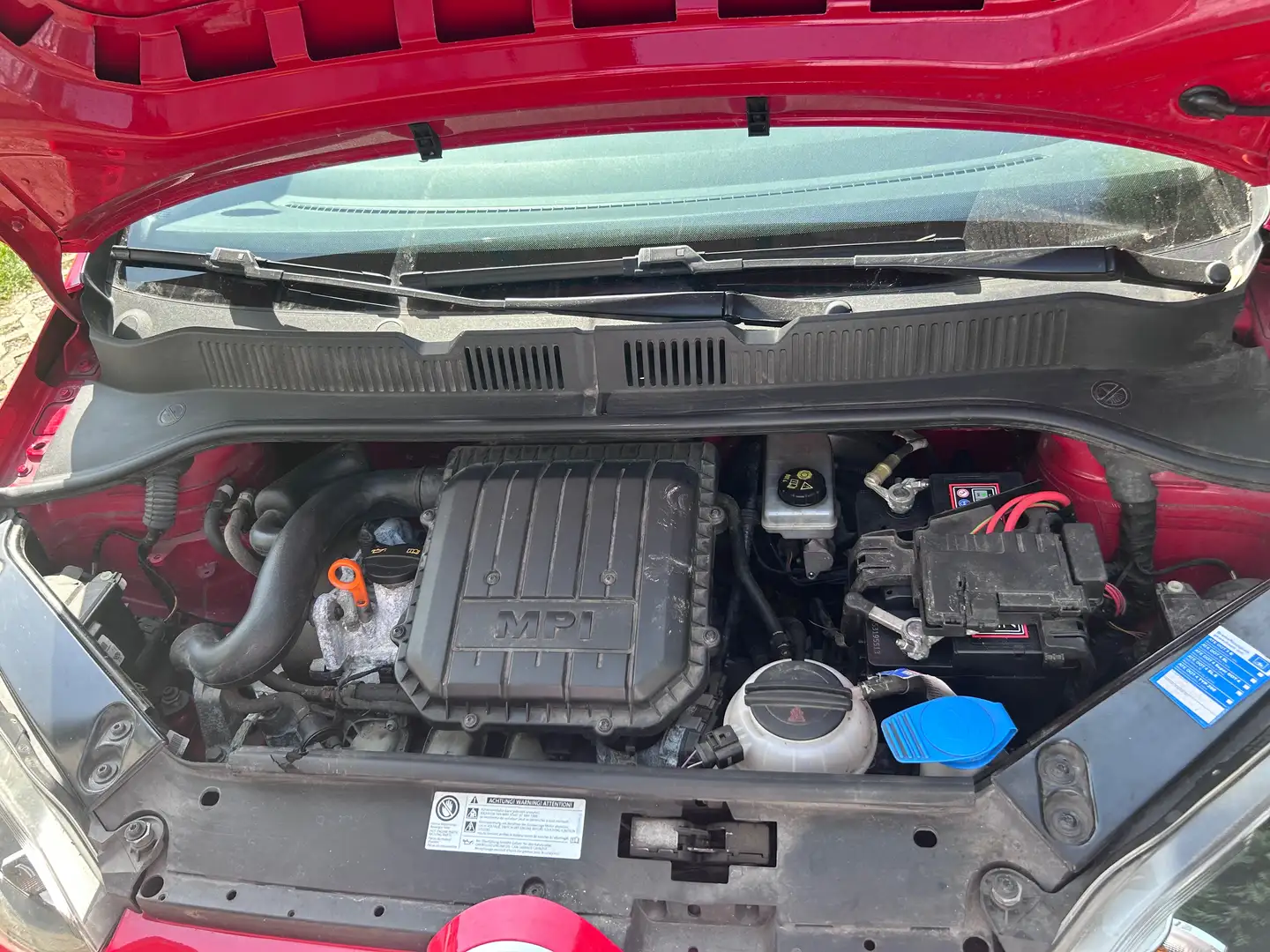 Volkswagen up! up! move up! Rot - 2