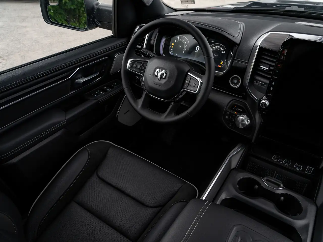 RAM 1500 photo RAM 1500