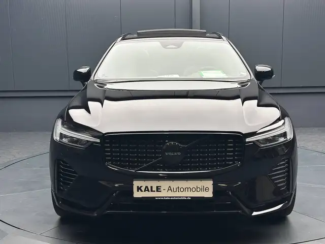 Volvo XC60 view 8
