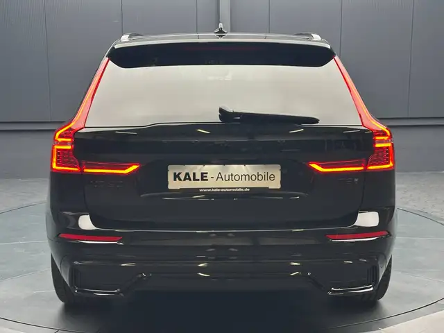 Volvo XC60 view 4