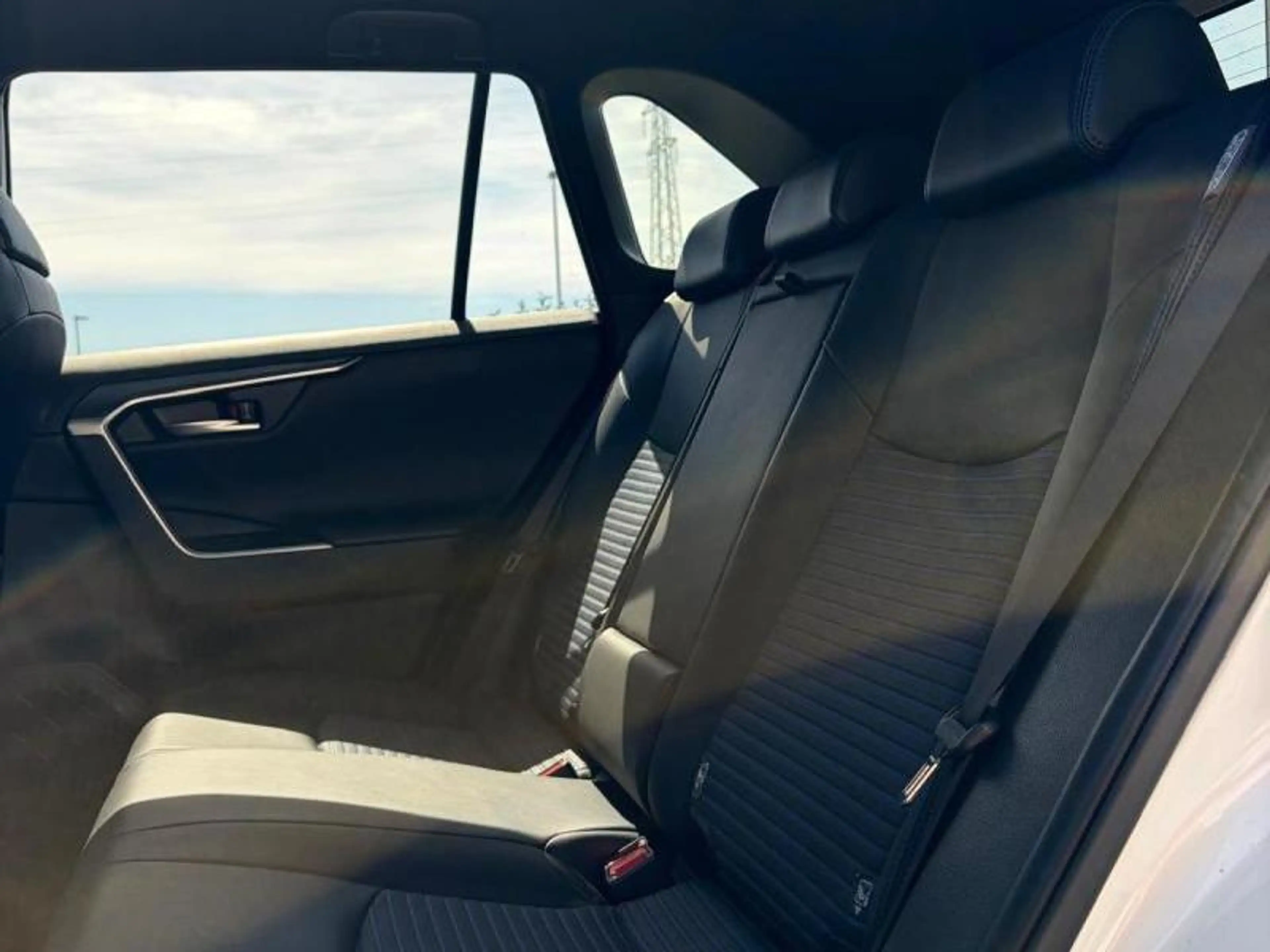 Toyota RAV 4 Style Plus — photo 6