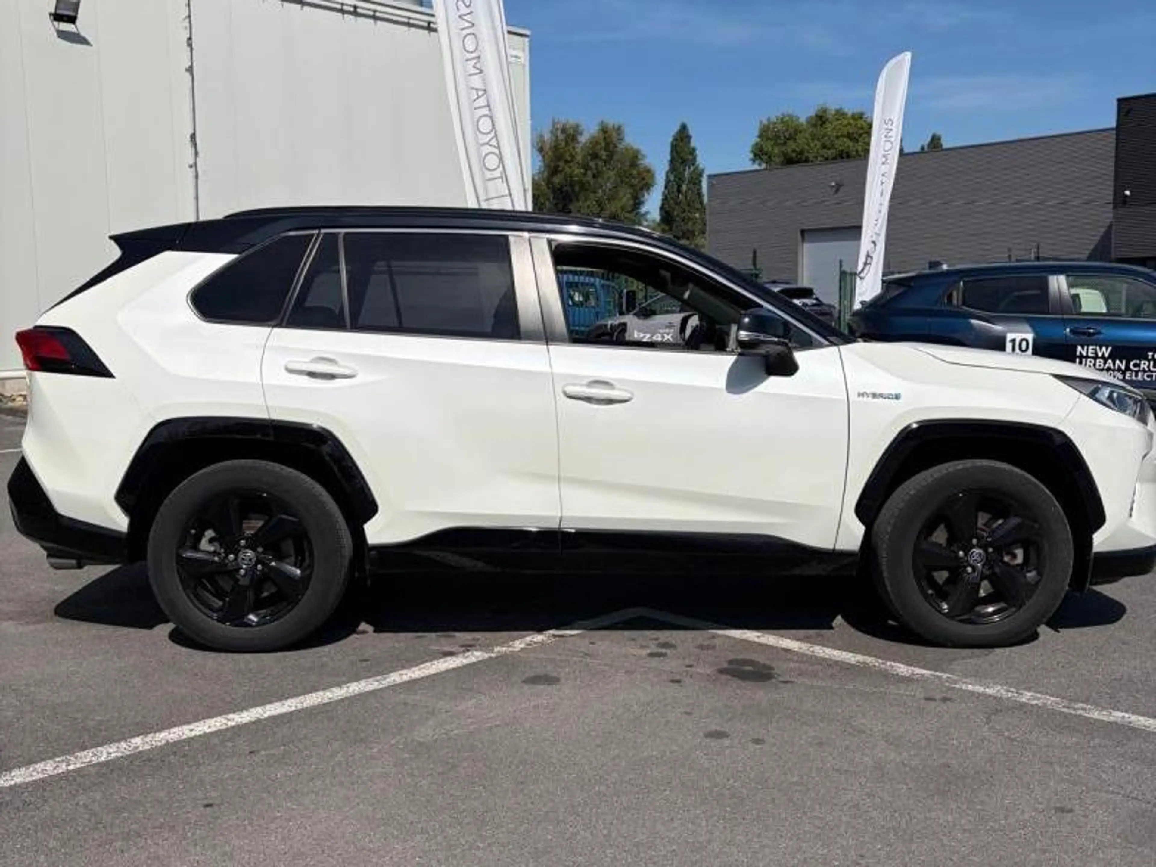 Toyota RAV 4 Style Plus — photo 8