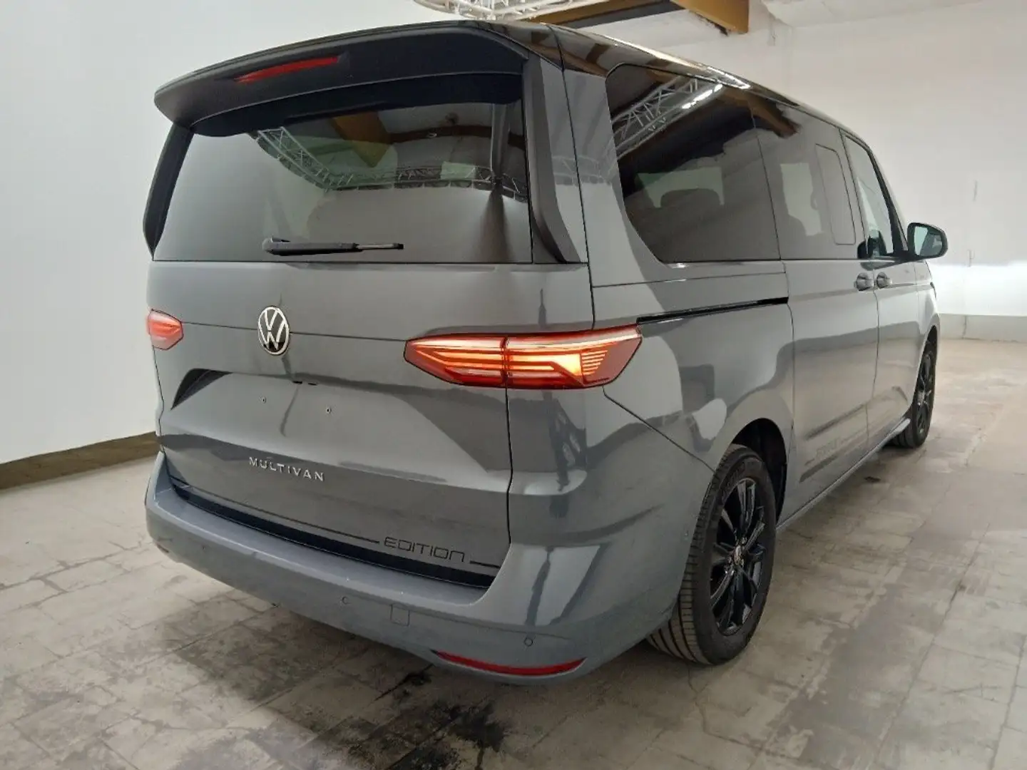 Volkswagen T7 Multivan Edition lang *EasyOpen*Standzg*HIFI*AHK*TISCH* Grau - 2