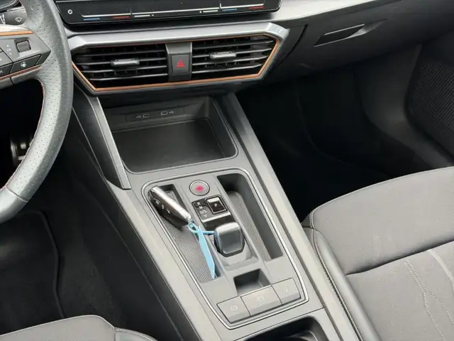 Cupra Formentor view 13