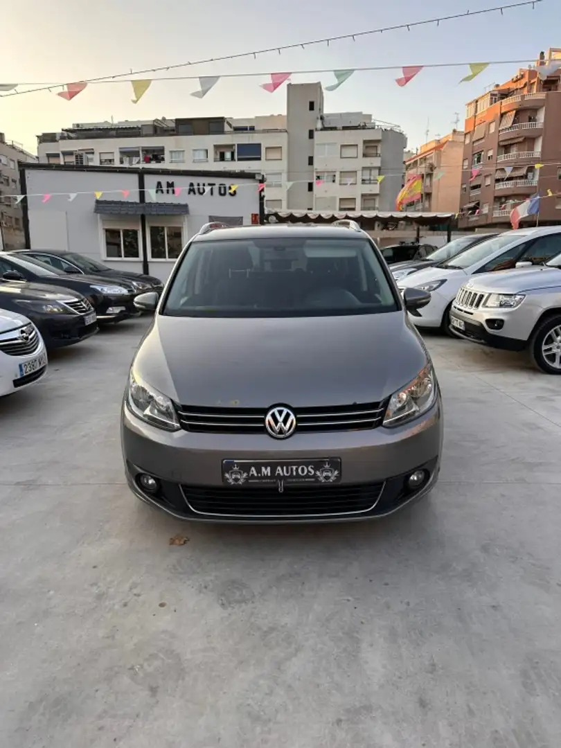 Volkswagen Touran 1.6TDI Advance 105 Beige - 2