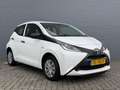 Toyota Aygo 1.0 VVT-i 69pk 5D x-now | Airco | All seasonbanden Bianco - thumbnail 3