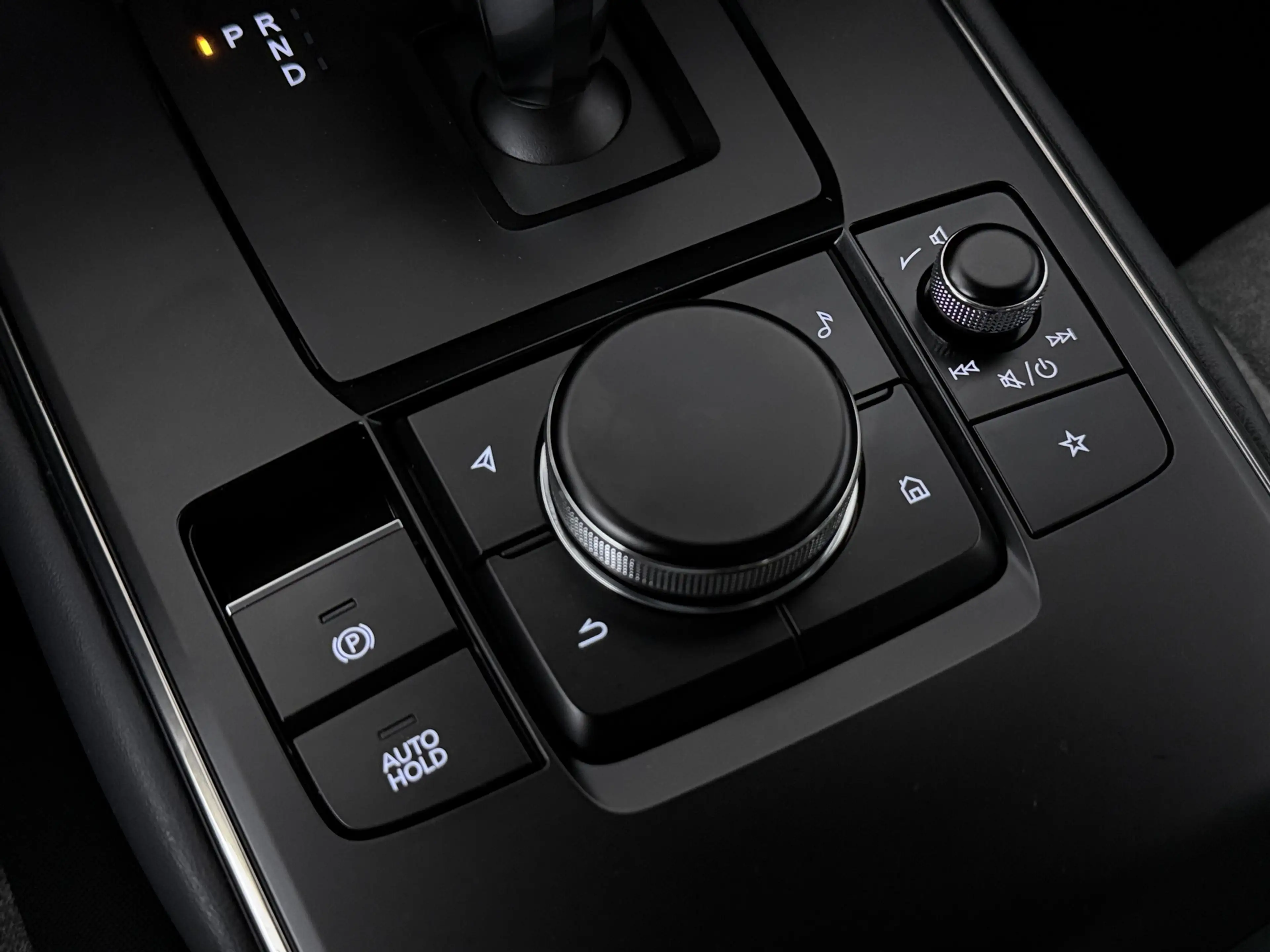 Mazda MX-30 e-SkyActiv 145 Comfort 36 kWh Onderweg-naar-dealer — photo 7