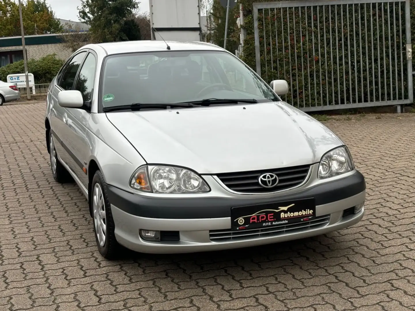 Toyota Avensis 1.8 Linea Sol Automatik Klima Argent - 1