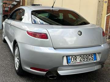 GT 2.0 jts Distinctive