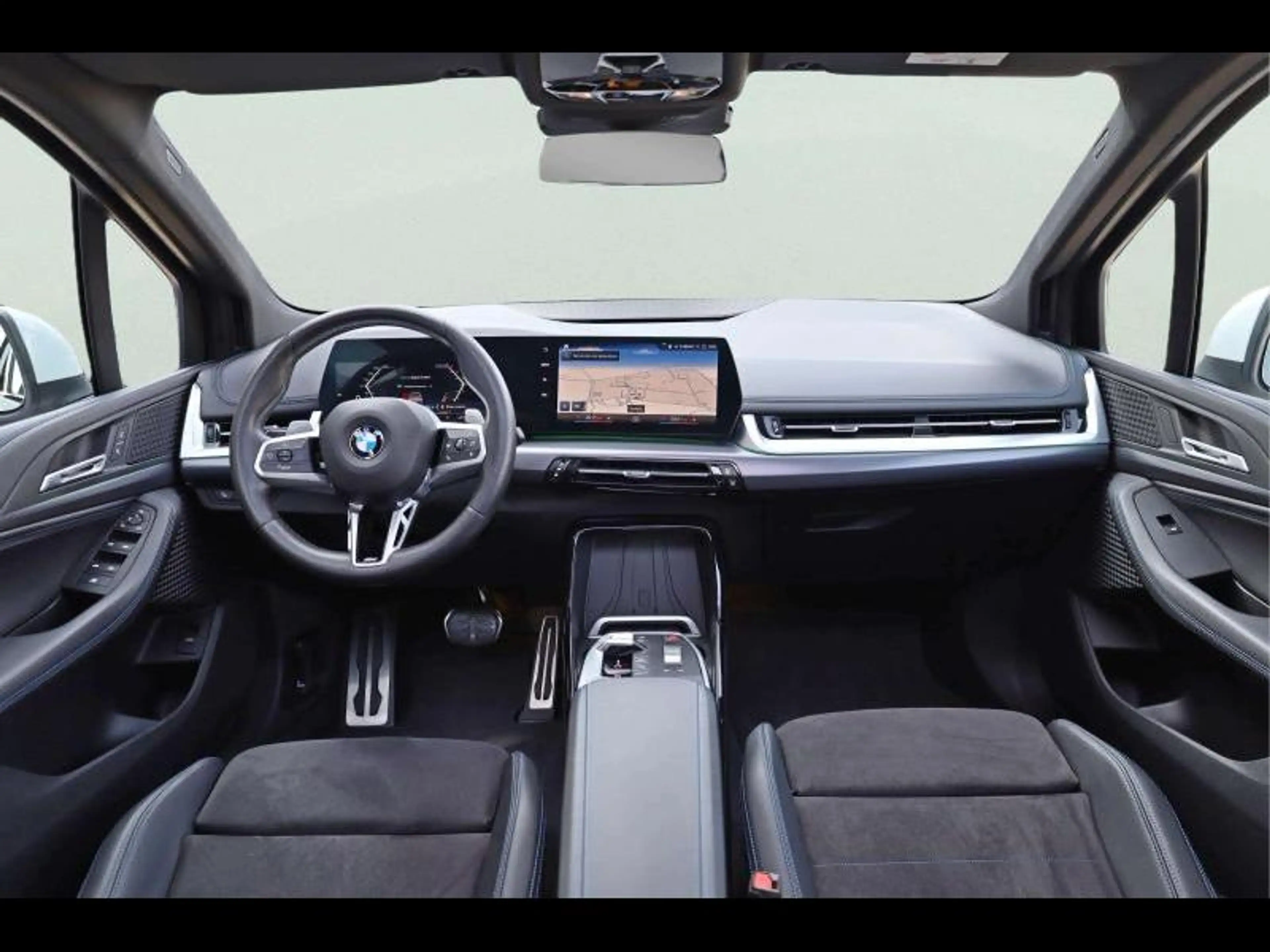 BMW 218 Kit M Sport — photo 8