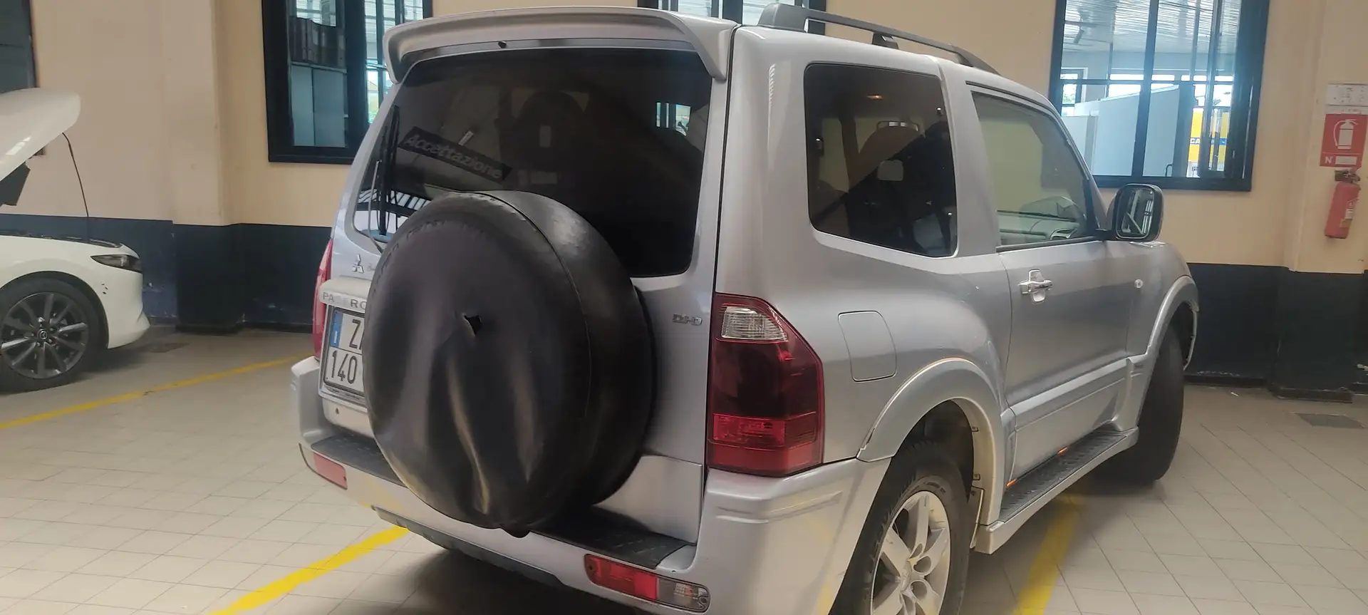 Mitsubishi Pajero Pajero III 2000 3p 3.2 tdi 16v di-d Intense auto Grigio - 1