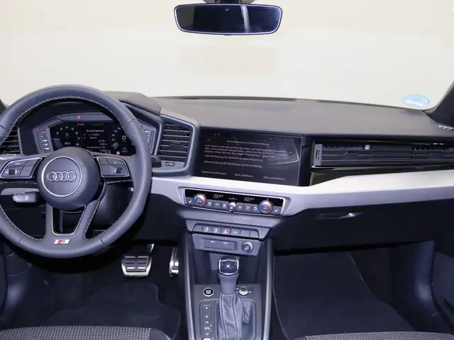 Audi A1 view 10