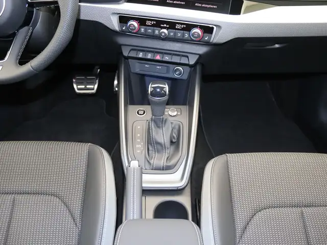 Audi A1 view 12