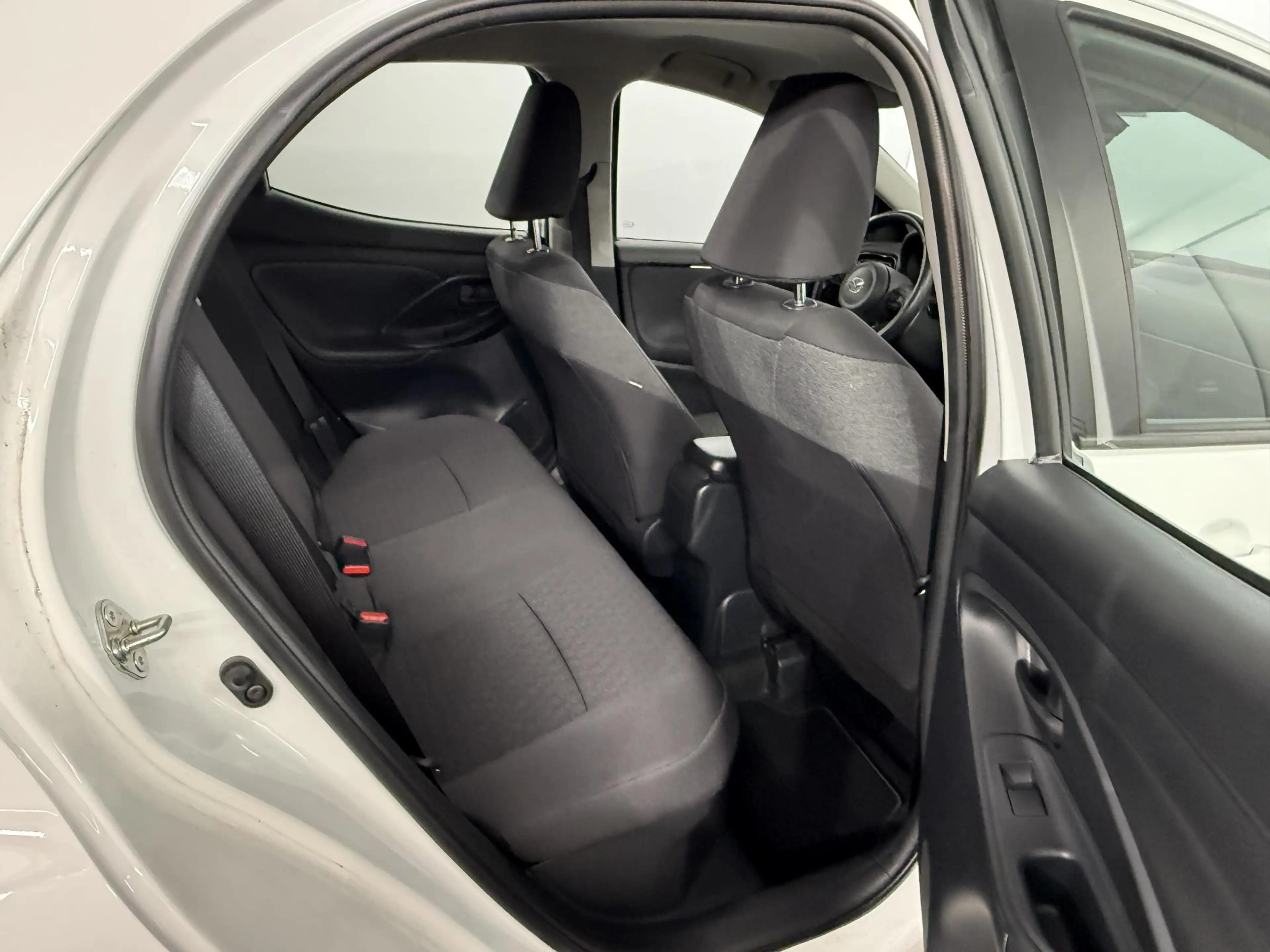 Mazda 2 Hybrid 1.5 Centre-line / Full-Hybrid / Automaat / — photo 8
