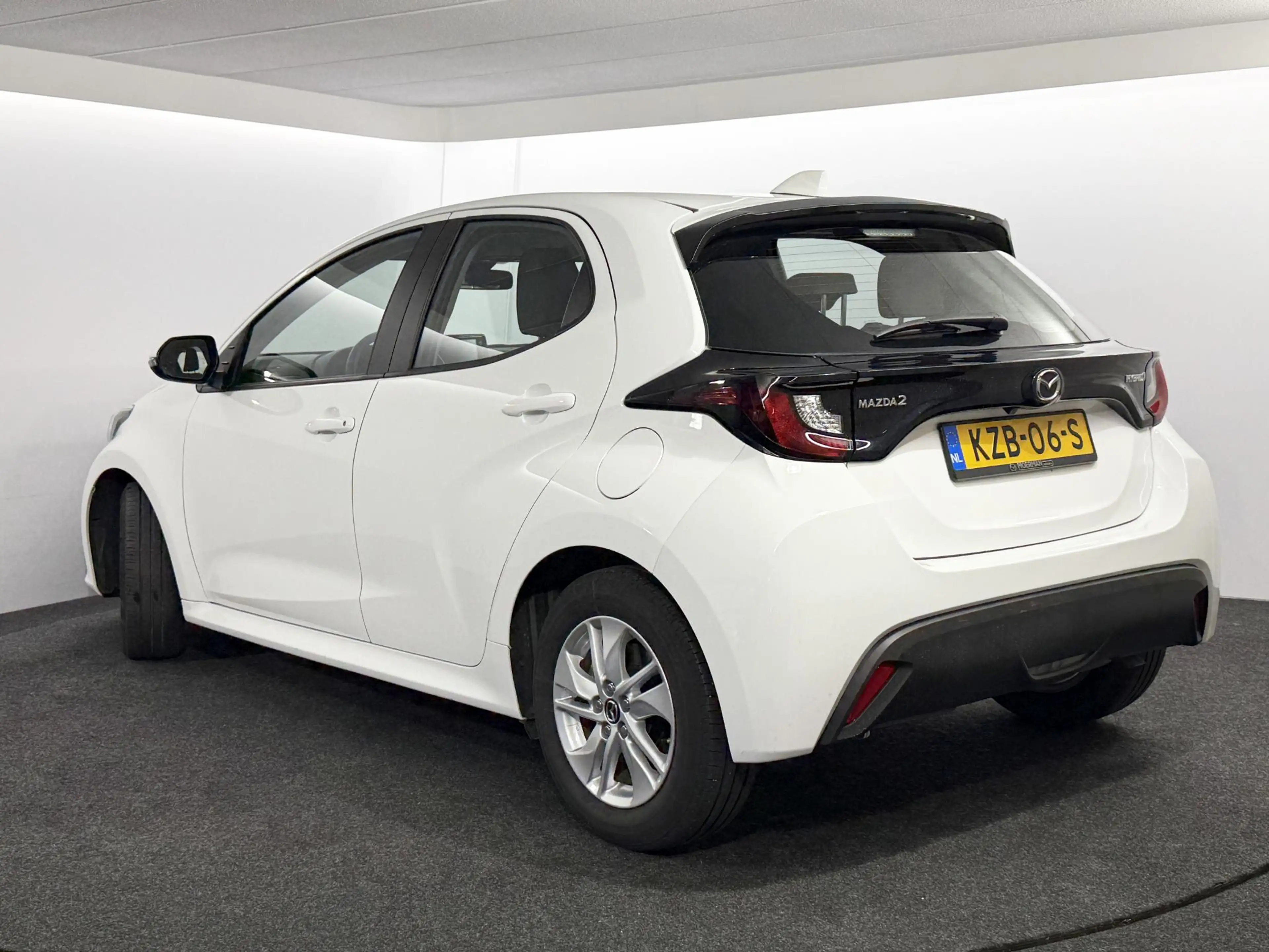 Mazda 2 Hybrid 1.5 Centre-line / Full-Hybrid / Automaat / — photo 25
