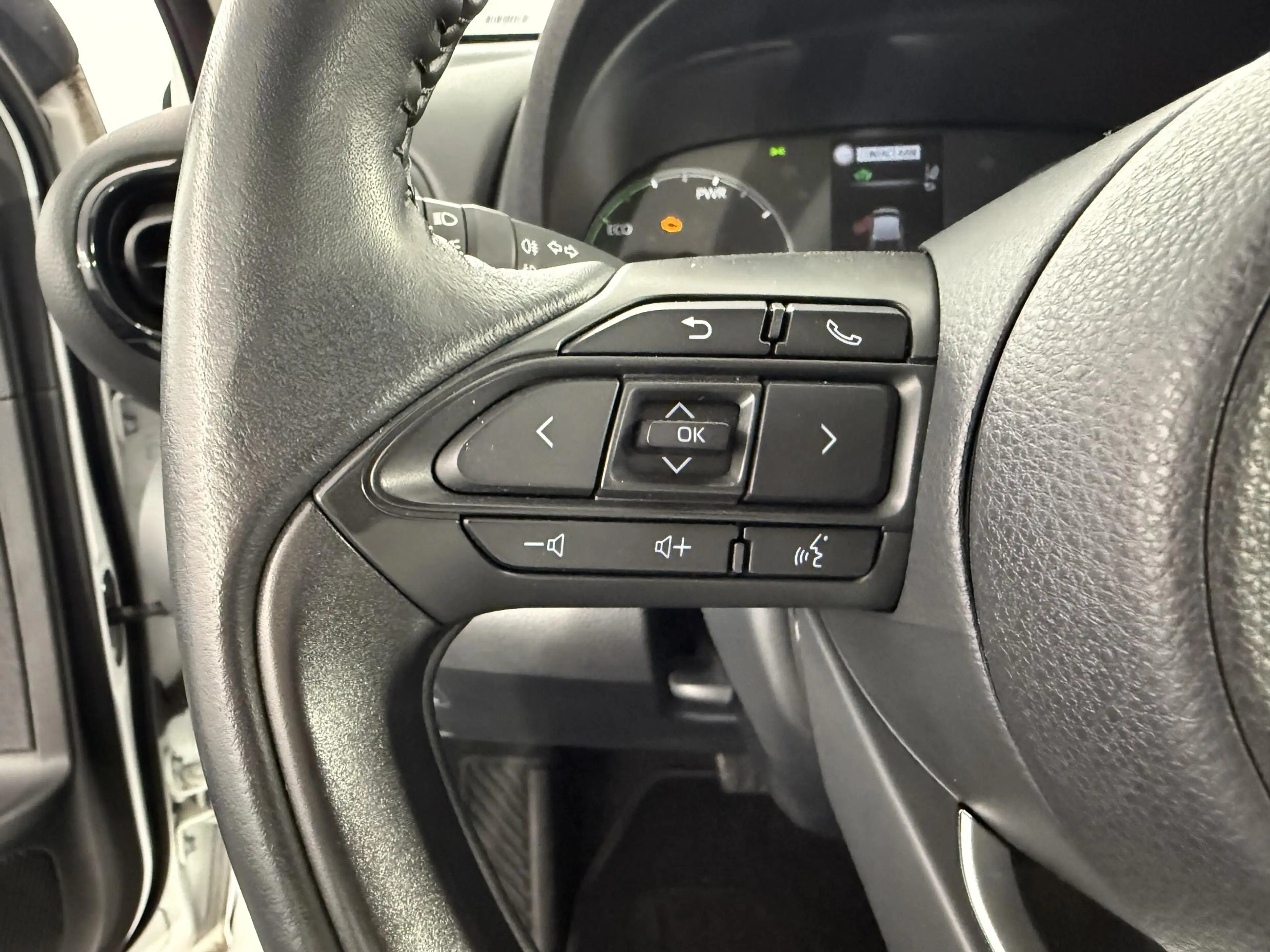 Mazda 2 Hybrid 1.5 Centre-line / Full-Hybrid / Automaat / — photo 14