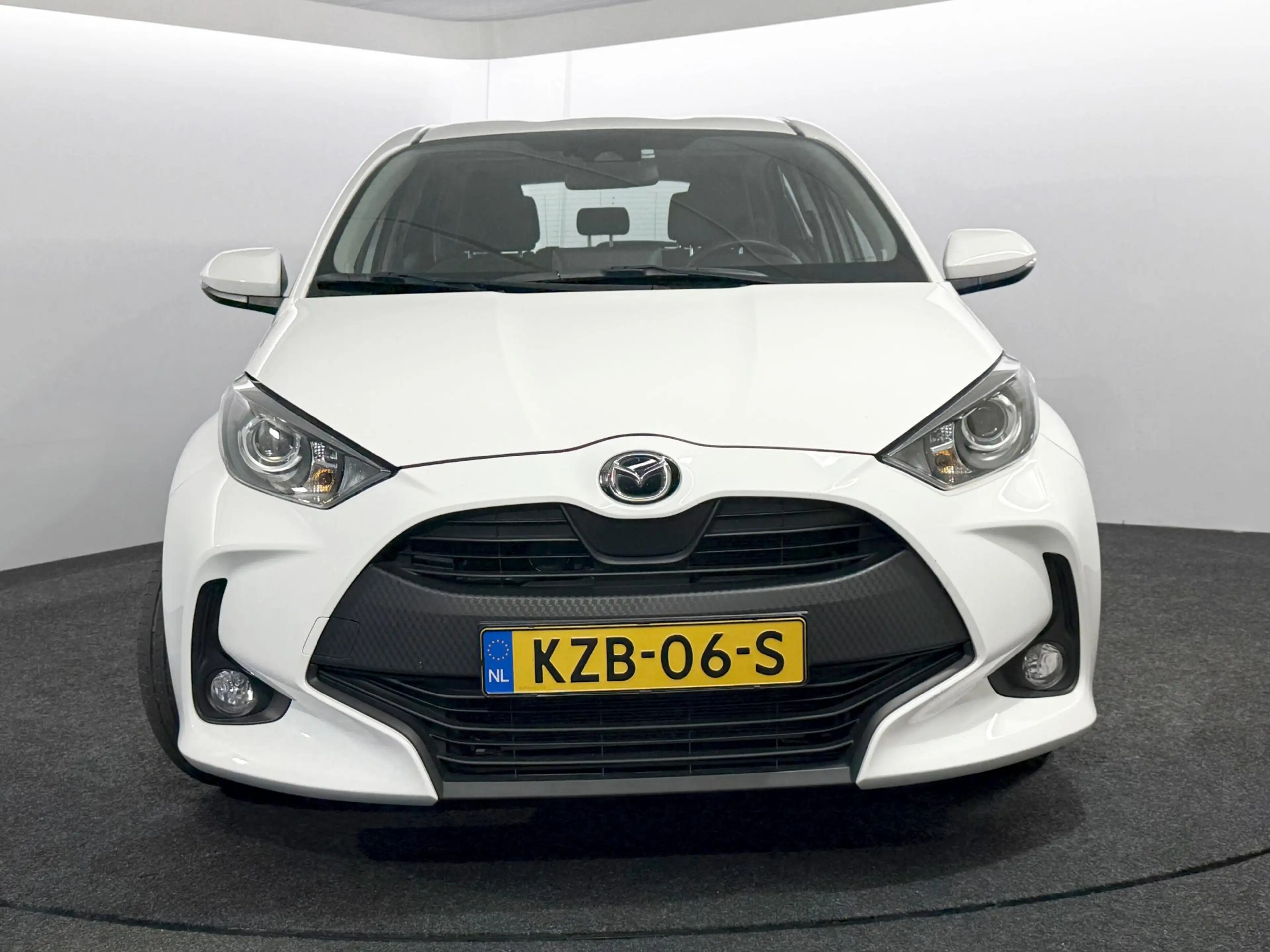 Mazda 2 Hybrid 1.5 Centre-line / Full-Hybrid / Automaat / — photo 6