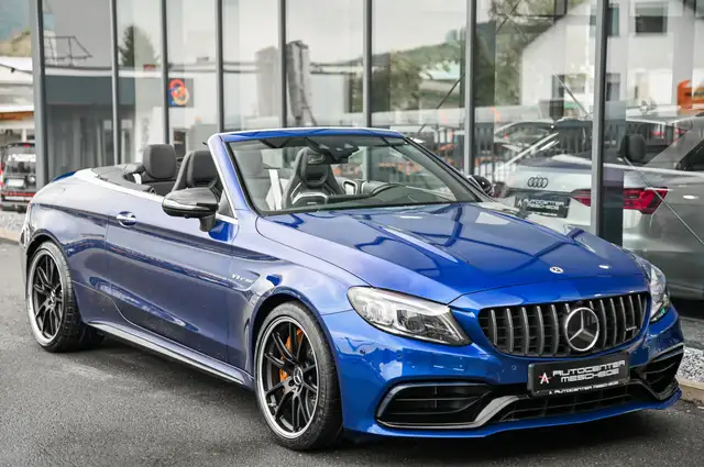 Mercedes-Benz C 63 Amg view 3