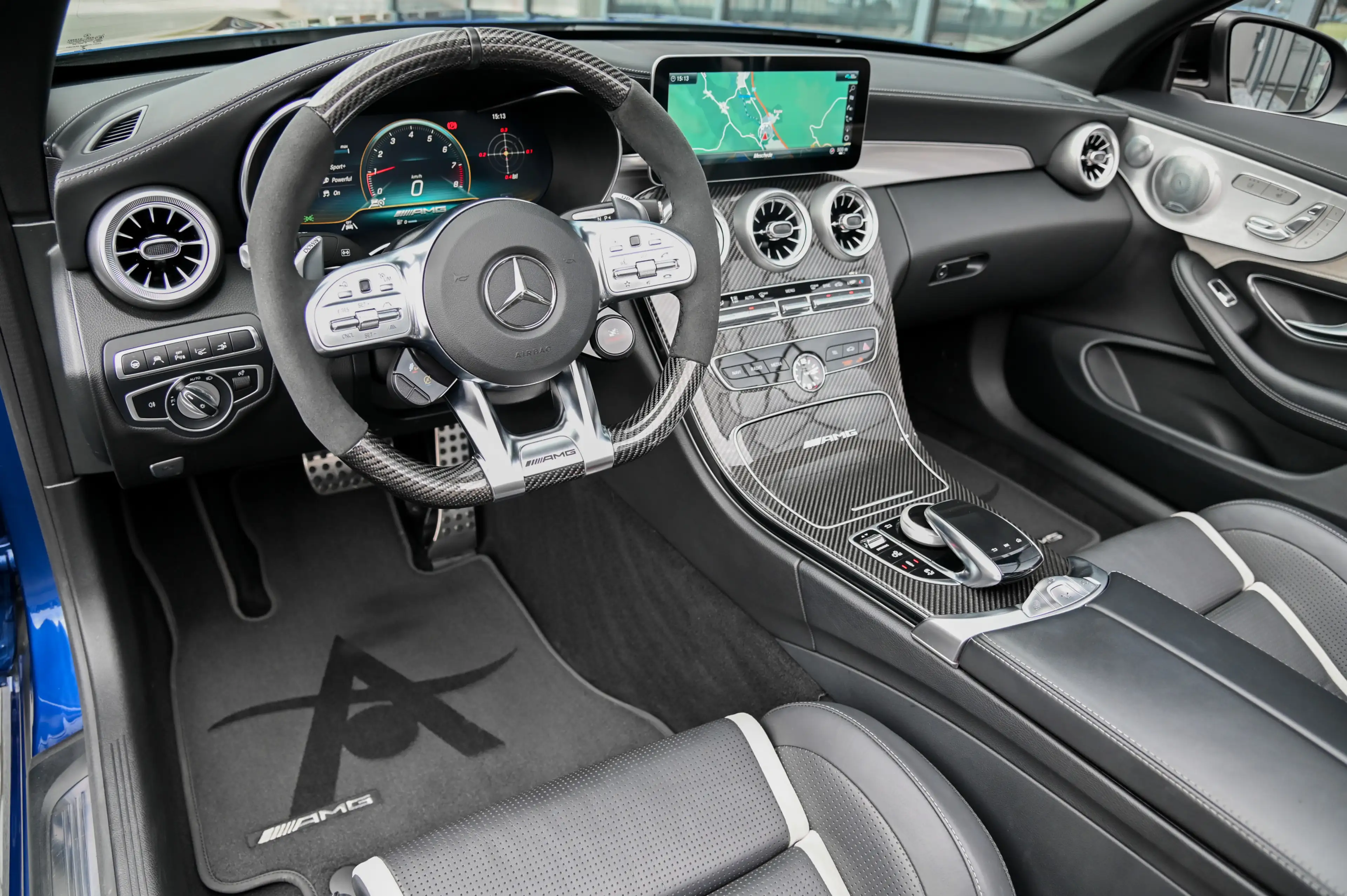 Mercedes-Benz C 63 AMG S Cabrio Schalensitze* Keramik* Track* — photo 9