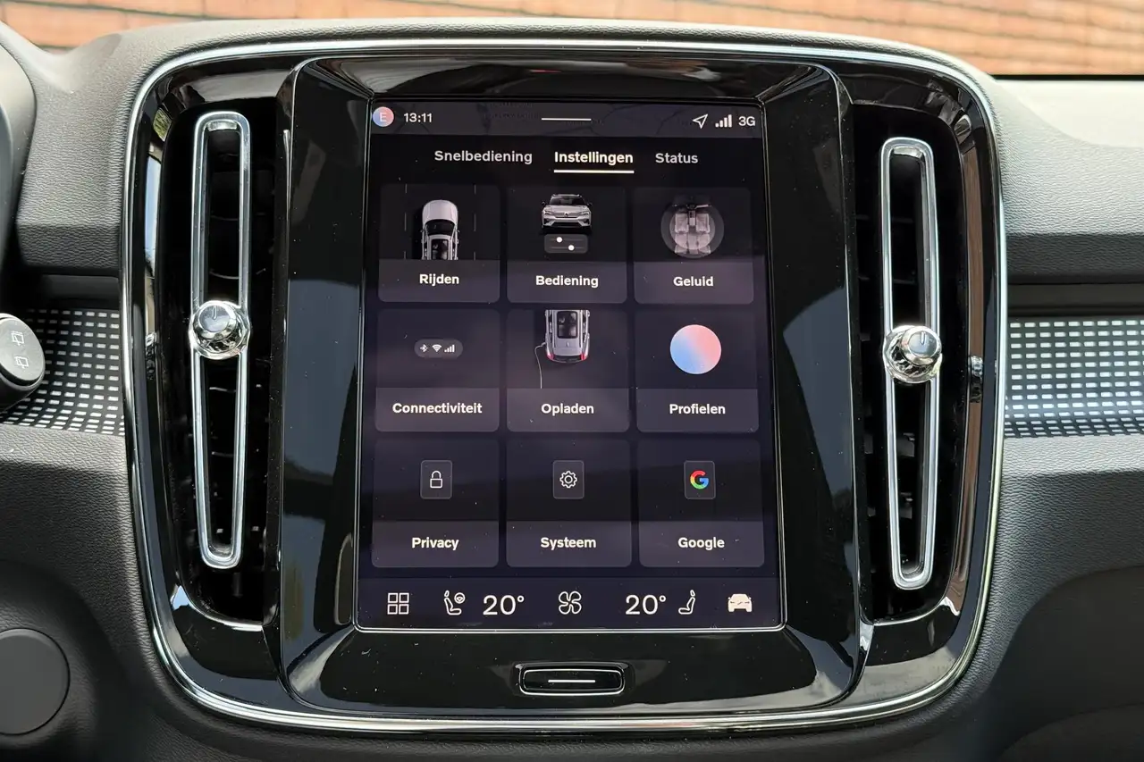Volvo XC40 2026 — фото 14