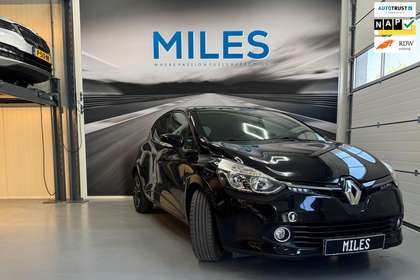 Renault Clio 0.9 TCe ECO Night&Day Incl 1 jaar Autotrust Garant