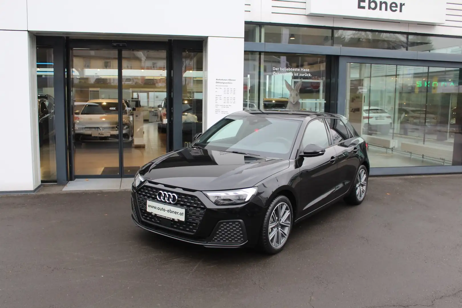 Audi A1 25 TFSI intense Schwarz - 1
