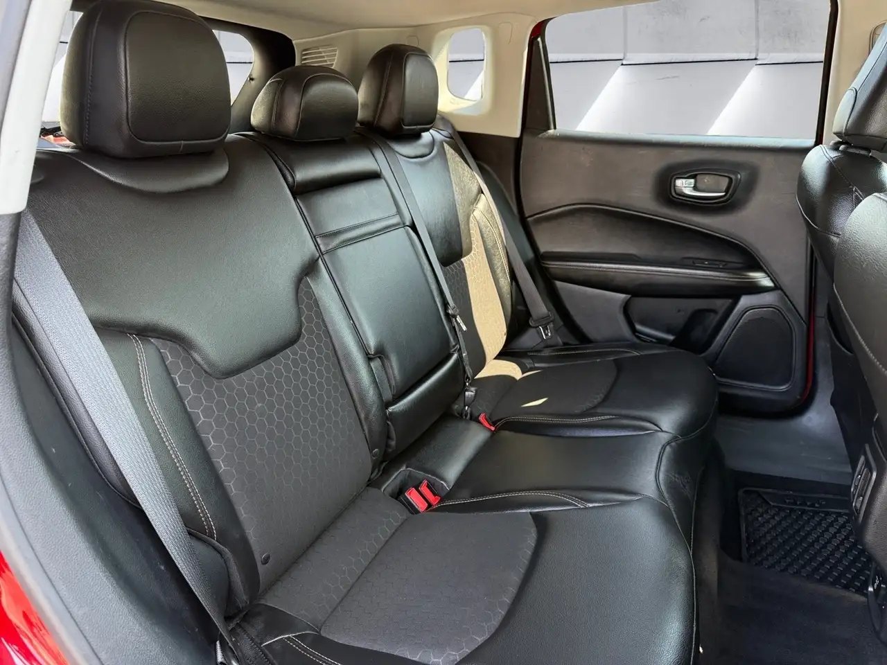 Jeep Compass снимка Jeep Compass