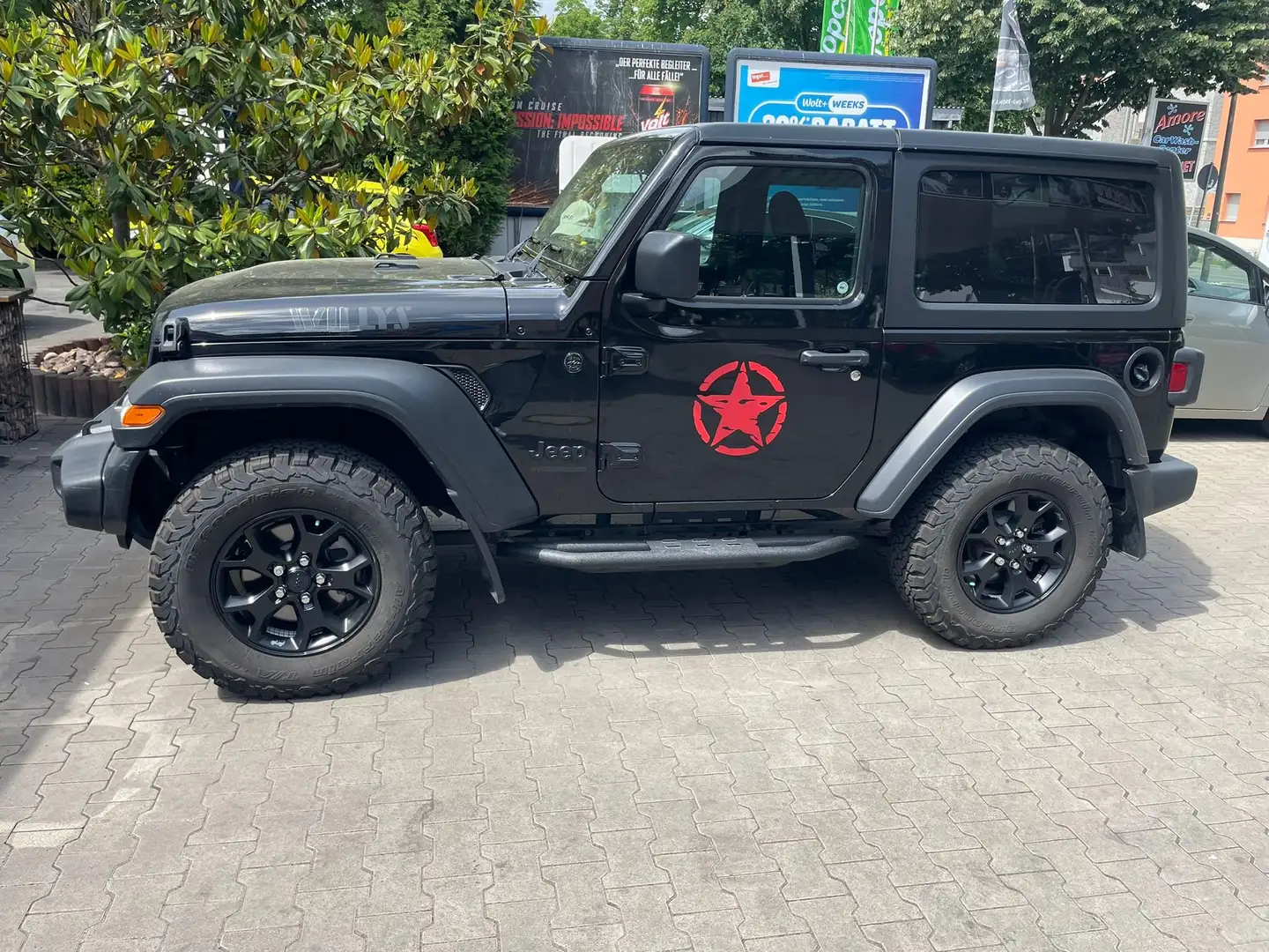 Jeep Wrangler Sport S, Willys Schwarz - 2