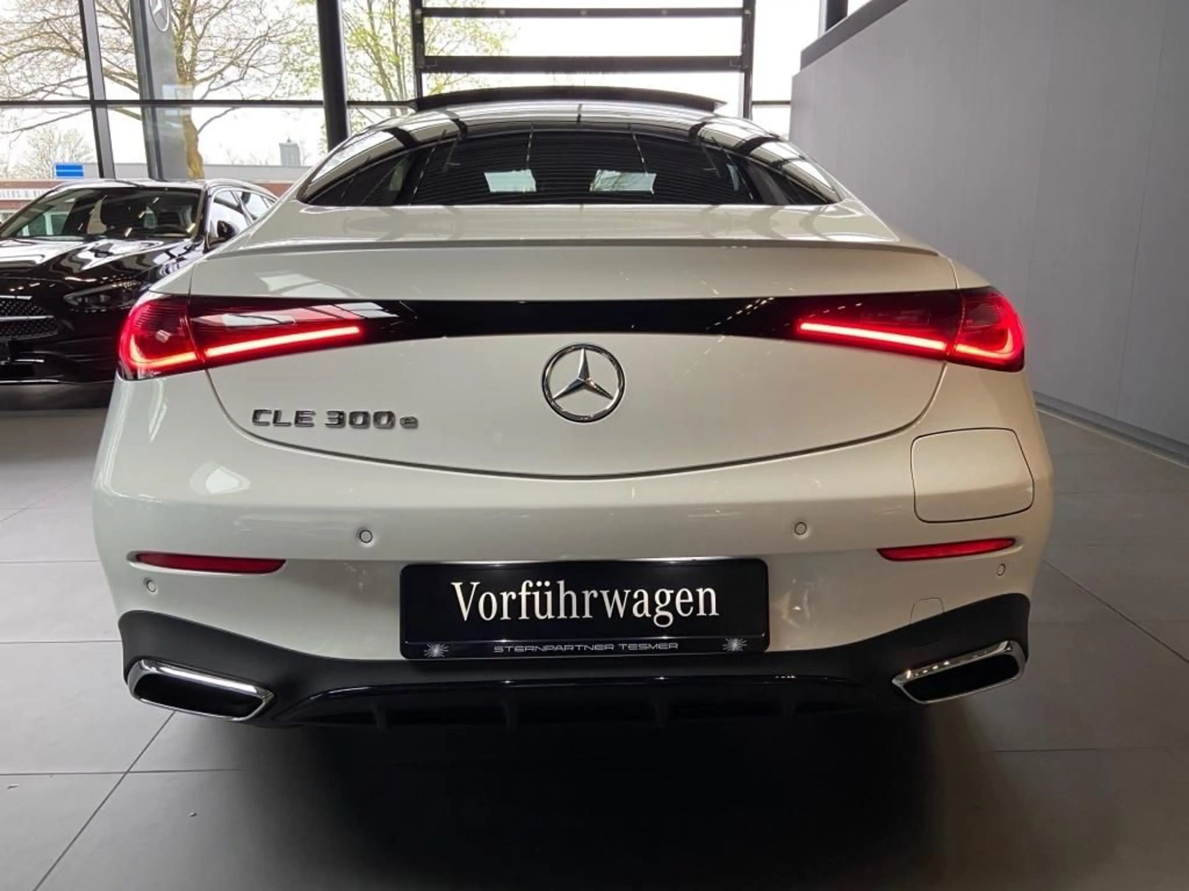 Mercedes-Benz CLE 300 e AMG+NightP+PanoD+360°+DISTRONIC+Keyles — photo 10